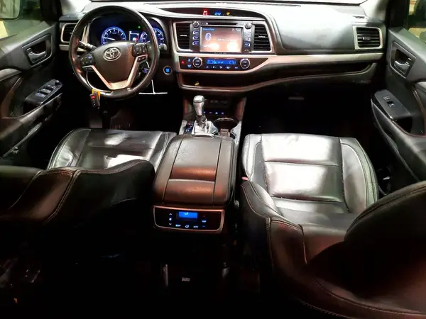 5TDJZRFH1JS902912 2018 TOYOTA HIGHLANDER - Image 8