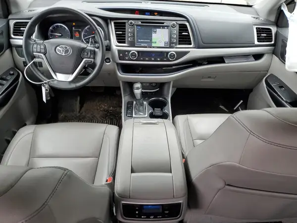 5TDJZRFH1KS563361 2019 TOYOTA HIGHLANDER - Image 8