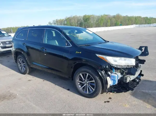 5TDJZRFH1KS567197 2019 TOYOTA HIGHLANDER - Image 1