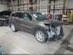 5TDJZRFH1KS572562 2019 TOYOTA HIGHLANDER