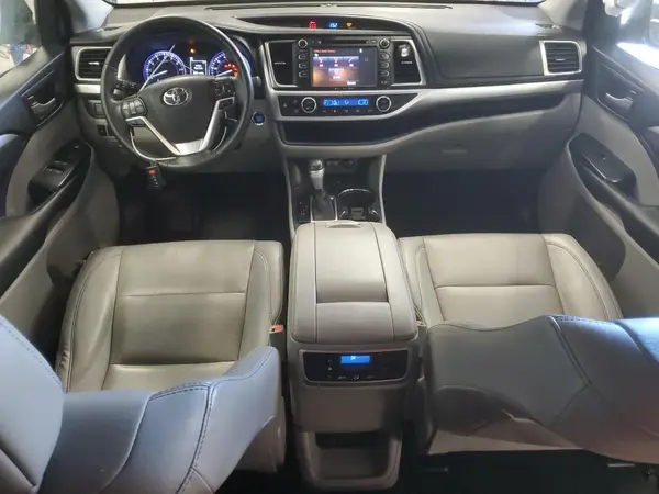 5TDJZRFH1KS575316 2019 TOYOTA HIGHLANDER - Image 8