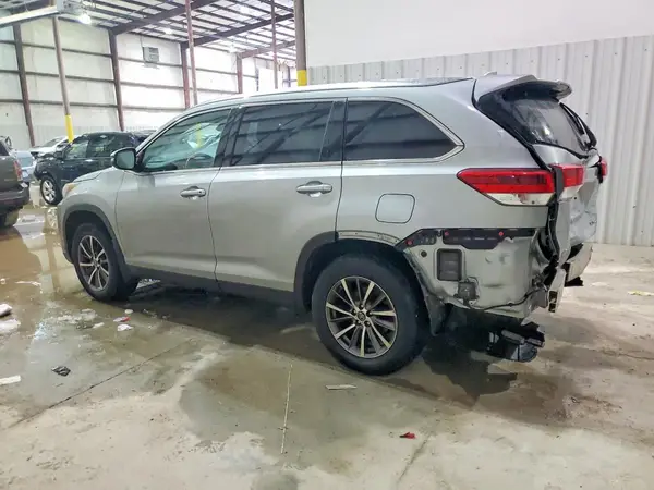 5TDJZRFH1KS577308 2019 TOYOTA HIGHLANDER - Image 2