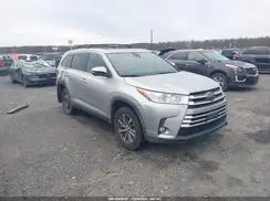 5TDJZRFH1KS579270 2019 TOYOTA HIGHLANDER