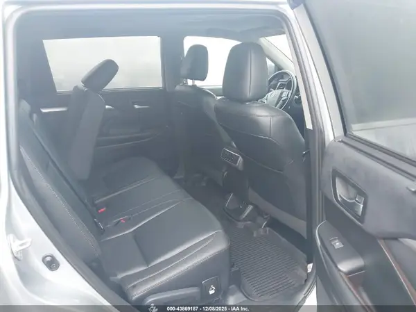 5TDJZRFH1KS579270 2019 TOYOTA HIGHLANDER - Image 8