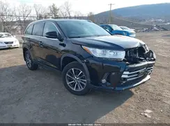 5TDJZRFH1KS589443 2019 TOYOTA HIGHLANDER