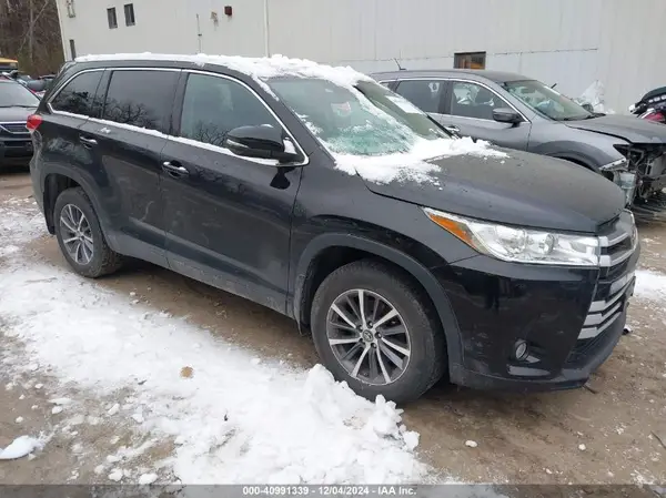 5TDJZRFH1KS594688 2019 TOYOTA HIGHLANDER - Image 1