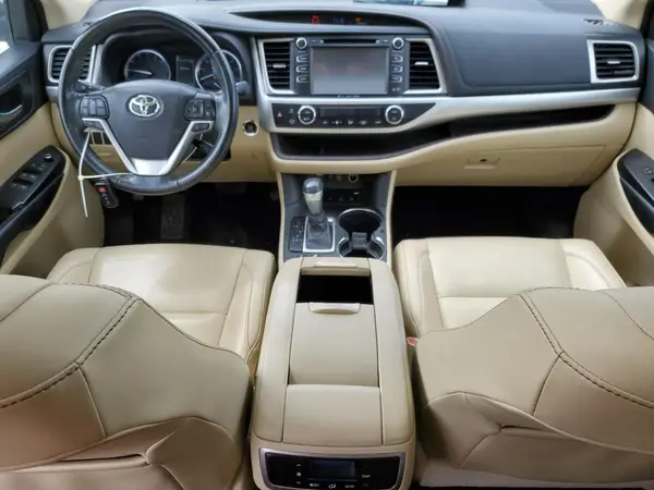 5TDJZRFH1KS598076 2019 TOYOTA HIGHLANDER - Image 8