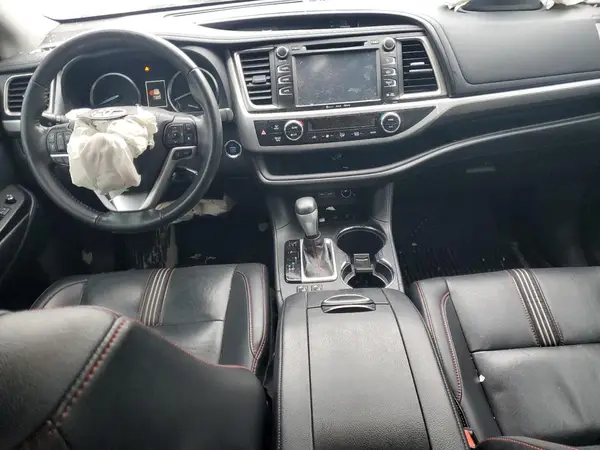 5TDJZRFH1KS603809 2019 TOYOTA HIGHLANDER - Image 8