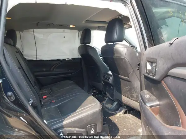 5TDJZRFH1KS606094 2019 TOYOTA HIGHLANDER - Image 8