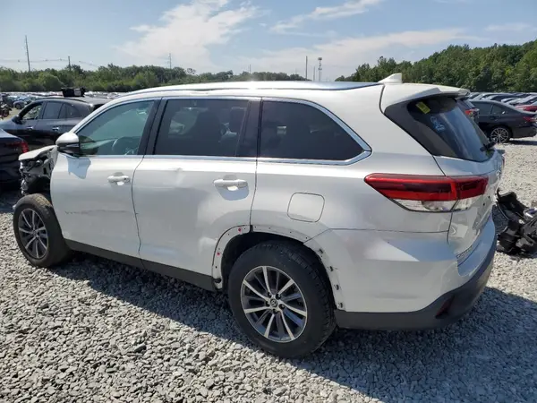 5TDJZRFH1KS610453 2019 TOYOTA HIGHLANDER - Image 2