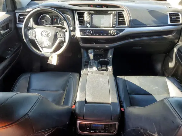 5TDJZRFH1KS613174 2019 TOYOTA HIGHLANDER - Image 8