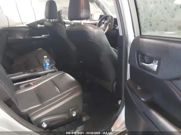 5TDJZRFH1KS616771 2019 TOYOTA HIGHLANDER - Image 8