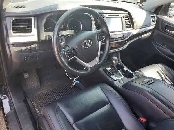 5TDJZRFH1KS620612 2019 TOYOTA HIGHLANDER - Image 8