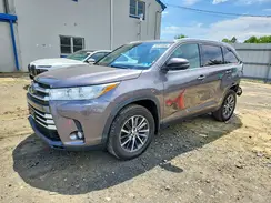 5TDJZRFH1KS625714 2019 TOYOTA HIGHLANDER
