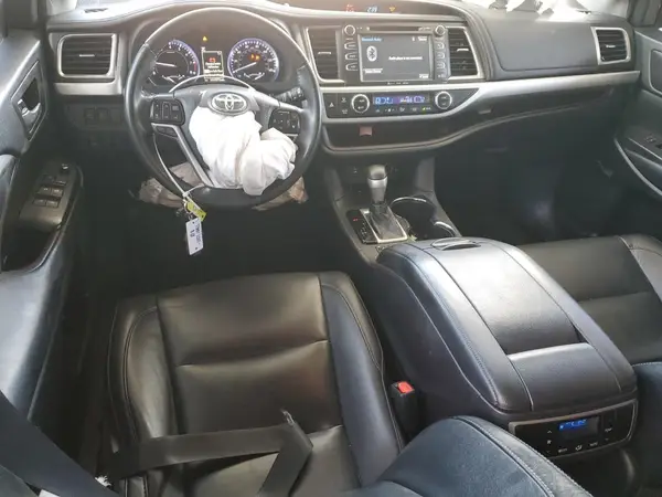 5TDJZRFH1KS703022 2019 TOYOTA HIGHLANDER - Image 8