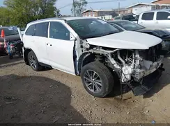 5TDJZRFH1KS722329 2019 TOYOTA HIGHLANDER