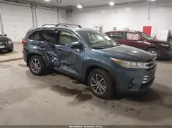 5TDJZRFH1KS739888 2019 TOYOTA HIGHLANDER