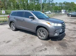 5TDJZRFH1KS918075 2019 TOYOTA HIGHLANDER