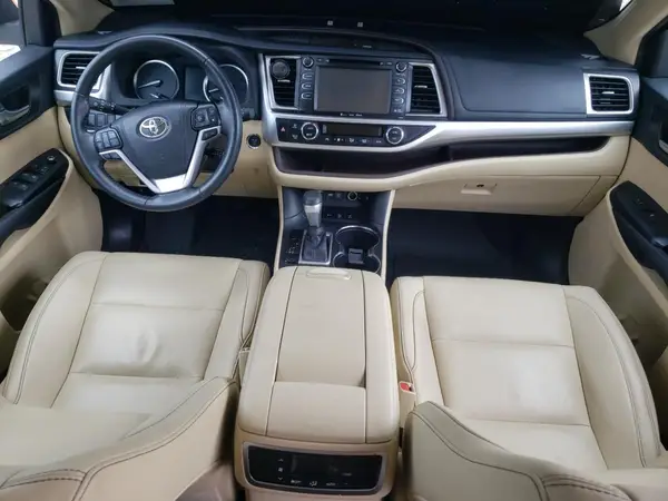 5TDJZRFH1KS921302 2019 TOYOTA HIGHLANDER - Image 8