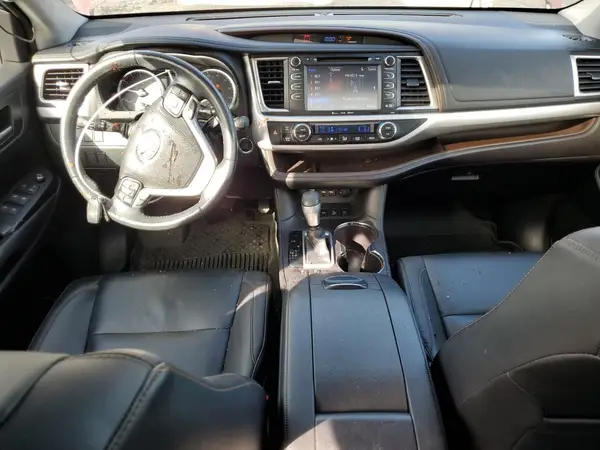 5TDJZRFH1KS945003 2019 TOYOTA HIGHLANDER - Image 8