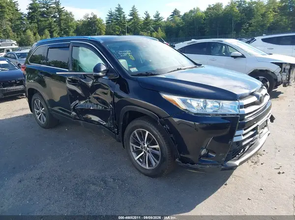5TDJZRFH1KS946992 2019 TOYOTA HIGHLANDER - Image 1