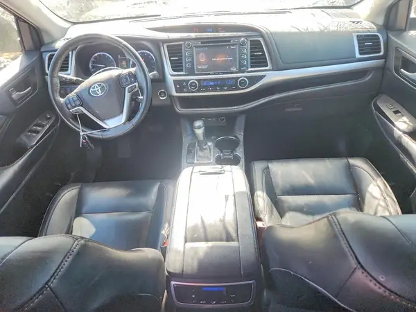 5TDJZRFH1KS953151 2019 TOYOTA HIGHLANDER - Image 8