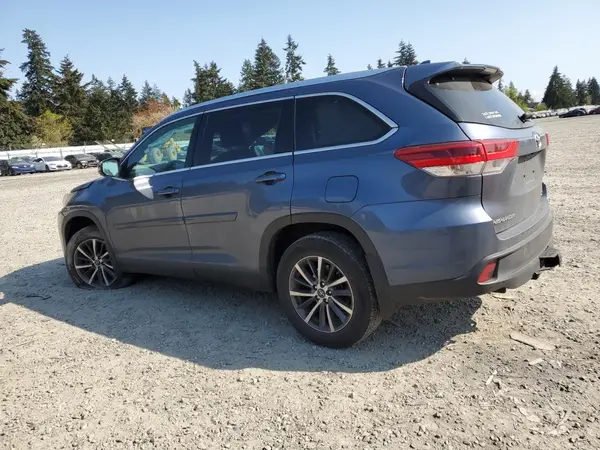 5TDJZRFH1KS959998 2019 TOYOTA HIGHLANDER - Image 2