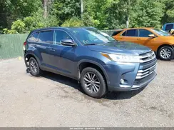 5TDJZRFH1KS971715 2019 TOYOTA HIGHLANDER