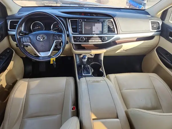 5TDJZRFH1KS980432 2019 TOYOTA HIGHLANDER - Image 8