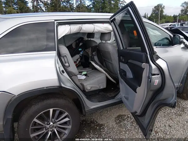 5TDJZRFH1KS982021 2019 TOYOTA HIGHLANDER - Image 8