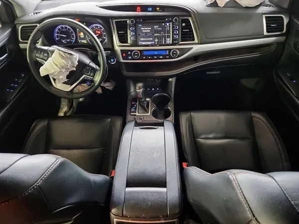 5TDJZRFH1KS985033 2019 TOYOTA HIGHLANDER - Image 8