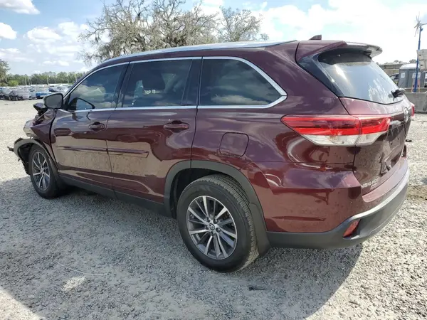 5TDJZRFH1KS991009 2019 TOYOTA HIGHLANDER - Image 2