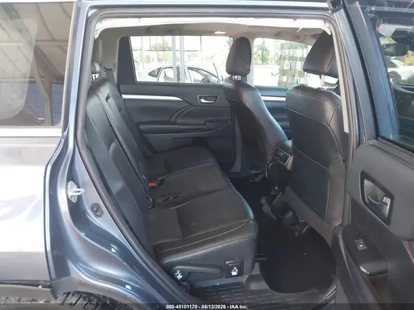 5TDJZRFH1KS991589 2019 TOYOTA HIGHLANDER - Image 8