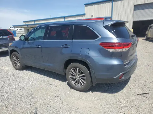 5TDJZRFH1KS991950 2019 TOYOTA HIGHLANDER - Image 2