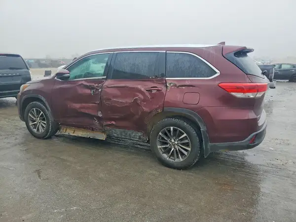 5TDJZRFH1KS997229 2019 TOYOTA HIGHLANDER - Image 2