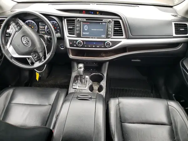 5TDJZRFH2HS356969 2017 TOYOTA HIGHLANDER - Image 8
