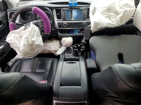 5TDJZRFH2HS365526 2017 TOYOTA HIGHLANDER - Image 8