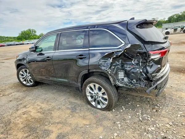 5TDJZRFH2HS394914 2017 TOYOTA HIGHLANDER - Image 2