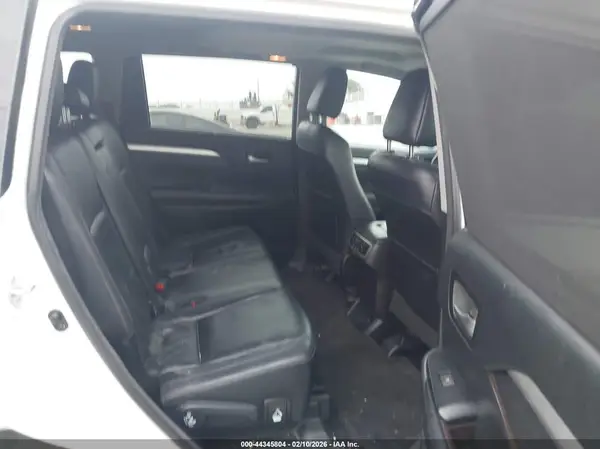 5TDJZRFH2HS398137 2017 TOYOTA HIGHLANDER - Image 8