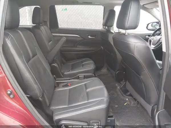 5TDJZRFH2HS421657 2017 TOYOTA HIGHLANDER - Image 8