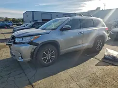 5TDJZRFH2HS425238 2017 TOYOTA HIGHLANDER