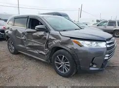 5TDJZRFH2HS436241 2017 TOYOTA HIGHLANDER