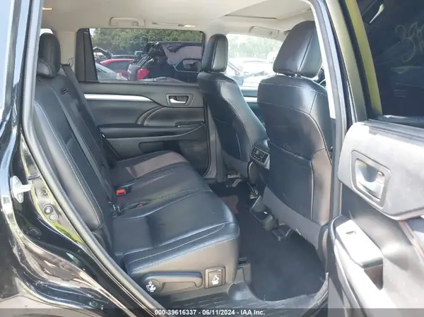5TDJZRFH2HS436840 2017 TOYOTA HIGHLANDER - Image 8