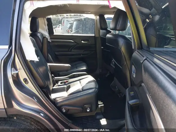 5TDJZRFH2HS439995 2017 TOYOTA HIGHLANDER - Image 8