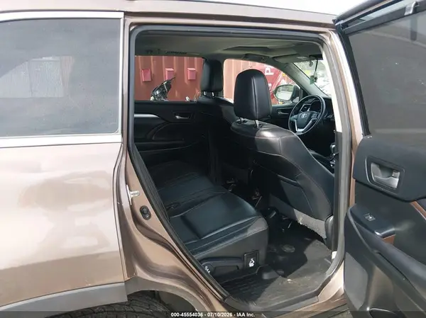 5TDJZRFH2HS443089 2017 TOYOTA HIGHLANDER - Image 8