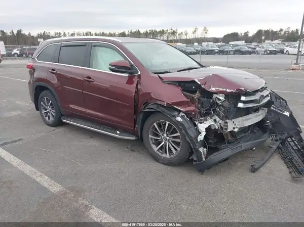 5TDJZRFH2HS460474 2017 TOYOTA HIGHLANDER - Image 1