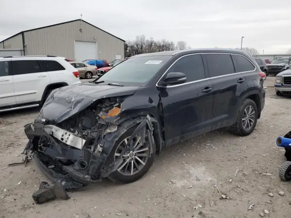 5TDJZRFH2HS464363 2017 TOYOTA HIGHLANDER - Image 1