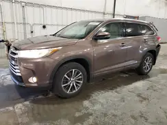 5TDJZRFH2HS483964 2017 TOYOTA HIGHLANDER