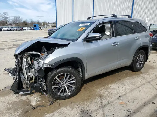 5TDJZRFH2HS484001 2017 TOYOTA HIGHLANDER - Image 1