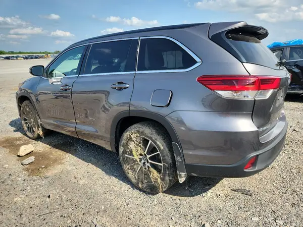 5TDJZRFH2HS508510 2017 TOYOTA HIGHLANDER - Image 2